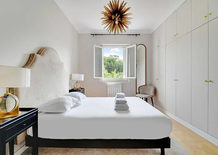 Chic 2br-6p - Trocadero-eiffel Tower Apartment Paris